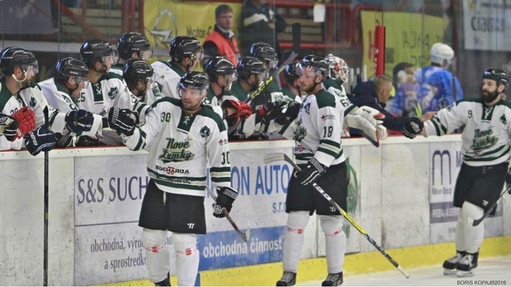 PRÍPRAVU ZAKONČILI NOVÉ ZÁMKY PREHROU PO PREDĹŽENÍ